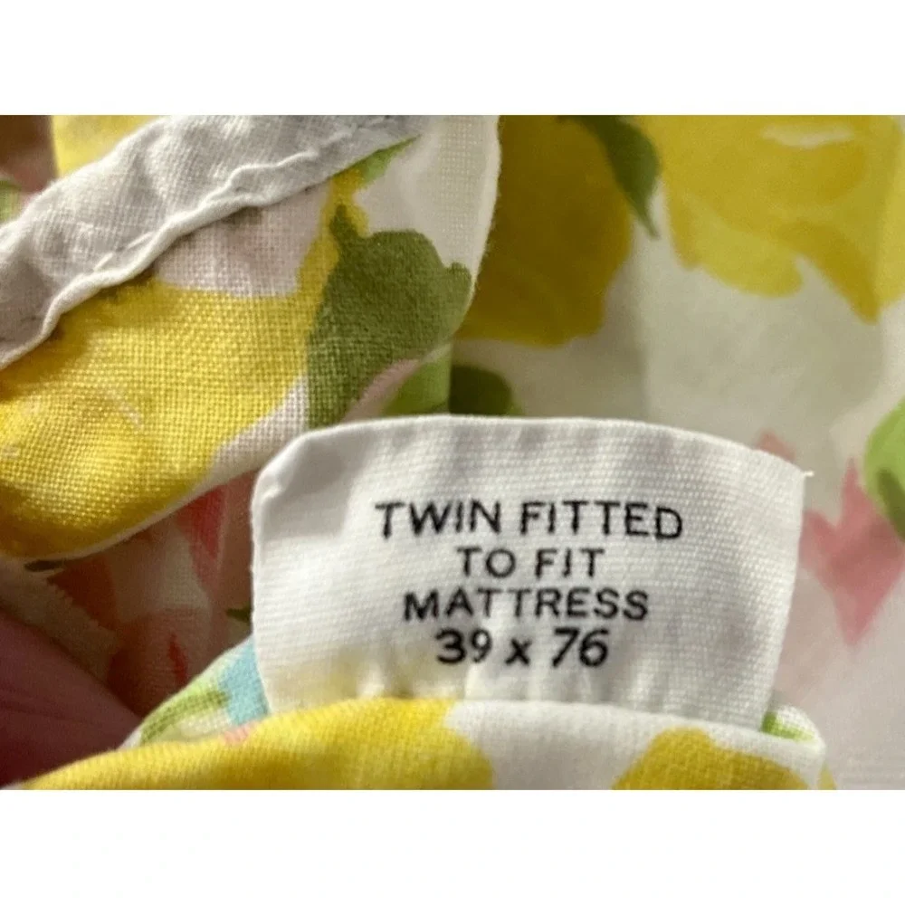 Pequot Floral Twin Fitted Sheet Only Cottage Core, Granny Core 39/76